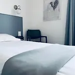 Les Arbousiers מלון 2*