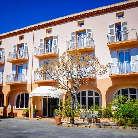 Les Arbousiers 2* Calvi (Corsica)