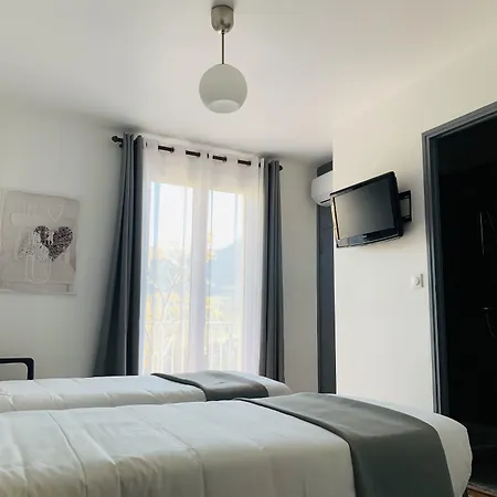 Hotel Les Arbousiers