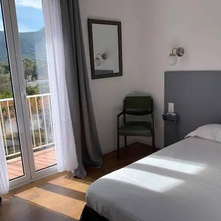 Les Arbousiers 2* Calvi (Corsica)