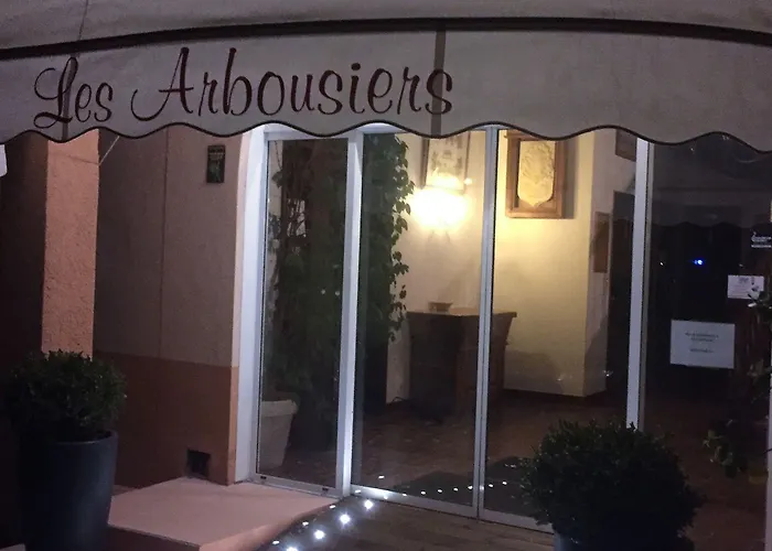 Les Arbousiers 2* Calvi (Corsica)