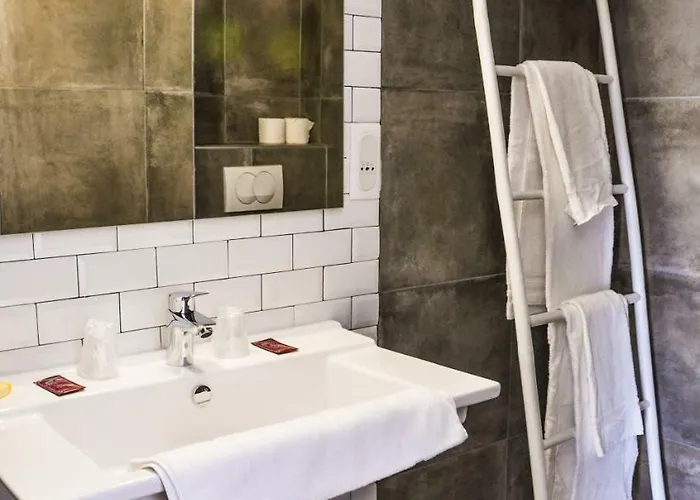 Hotel Les Arbousiers Calvi (Corsica)